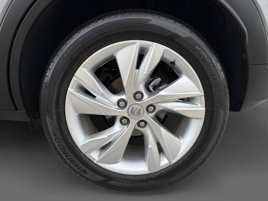 Used 2024 Buick Encore GX Preferred w/ Comfort Package FWD image 11