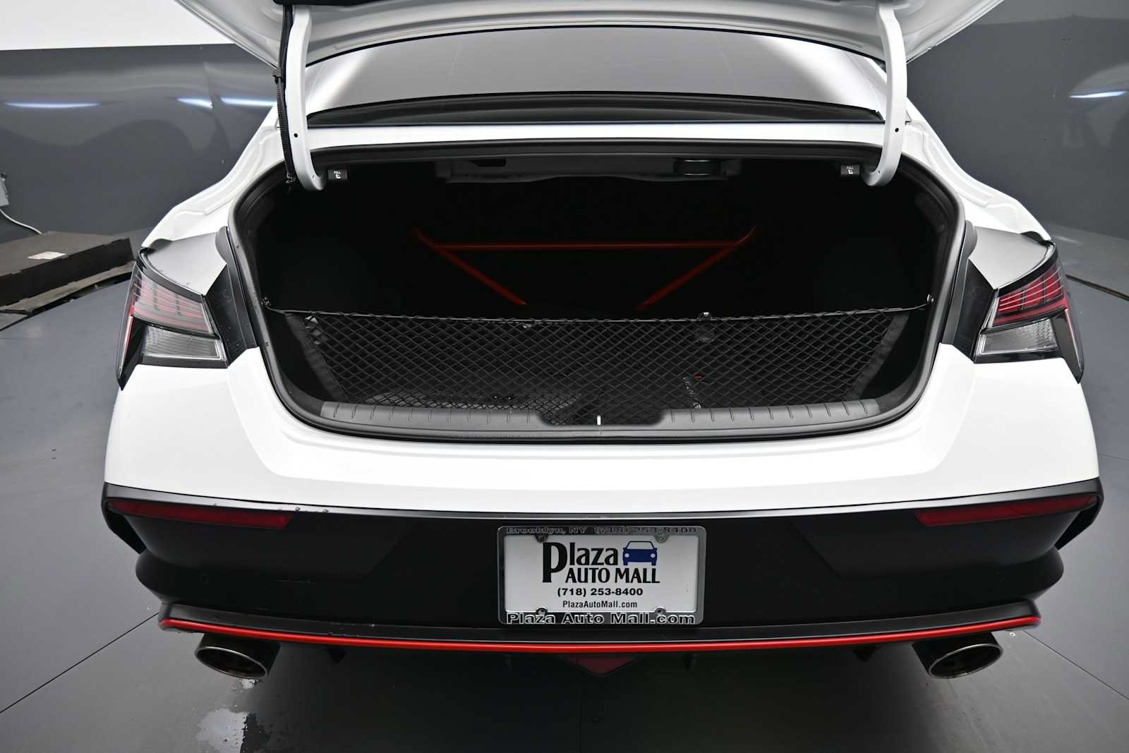Used 2026 Hyundai Elantra N FWD image 23