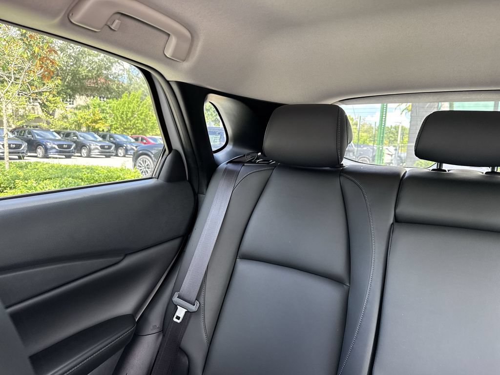Certified 2025 MAZDA CX-30 AWD 2.5 S w/ Select Sport Pkg image 17