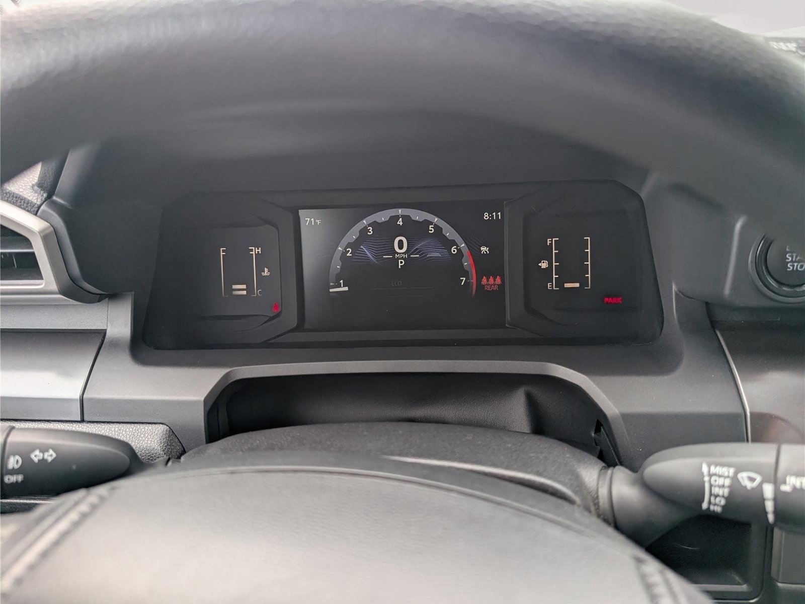 Used 2025 Toyota Tacoma SR5 AWD/4WD image 28