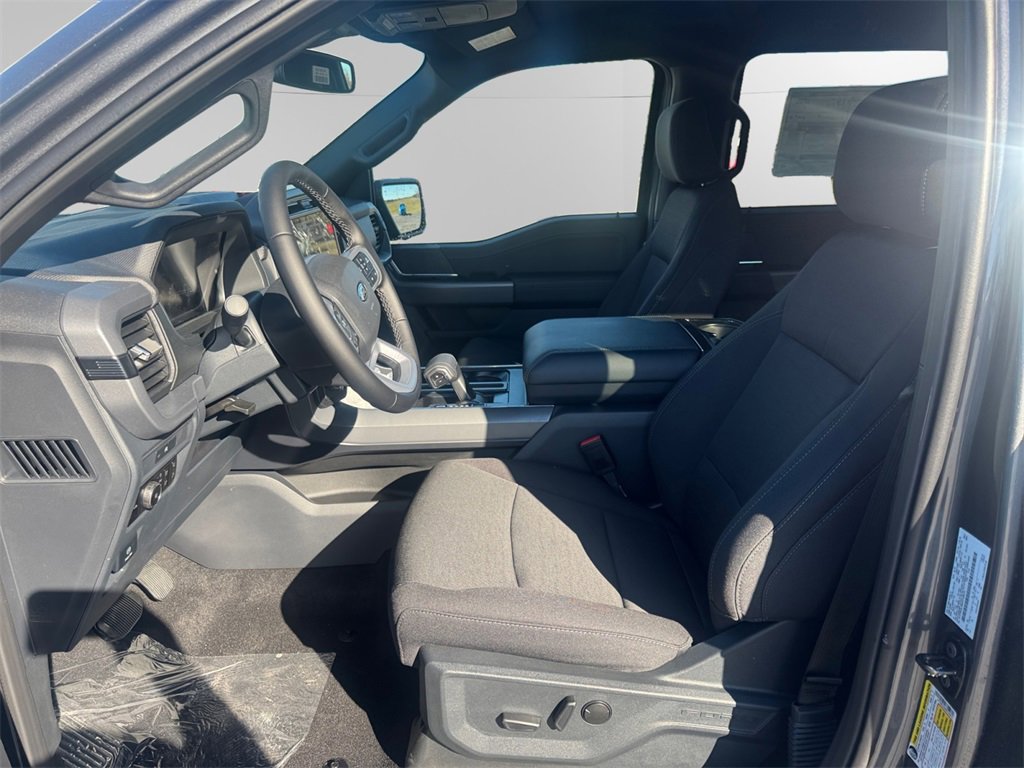 New 2025 Ford F150 XLT image 9