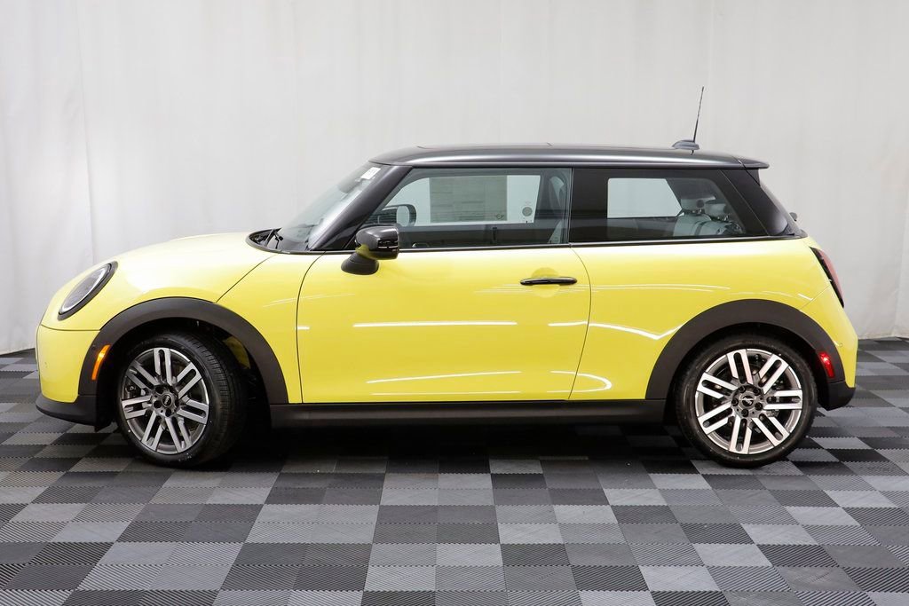New 2026 MINI Cooper 2-Door Hardtop image 4