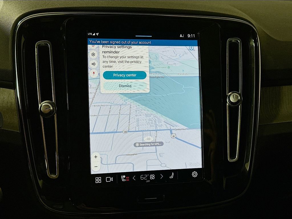 Used 2023 Volvo XC40 B5 Plus w/ Driver Assist Package image 17