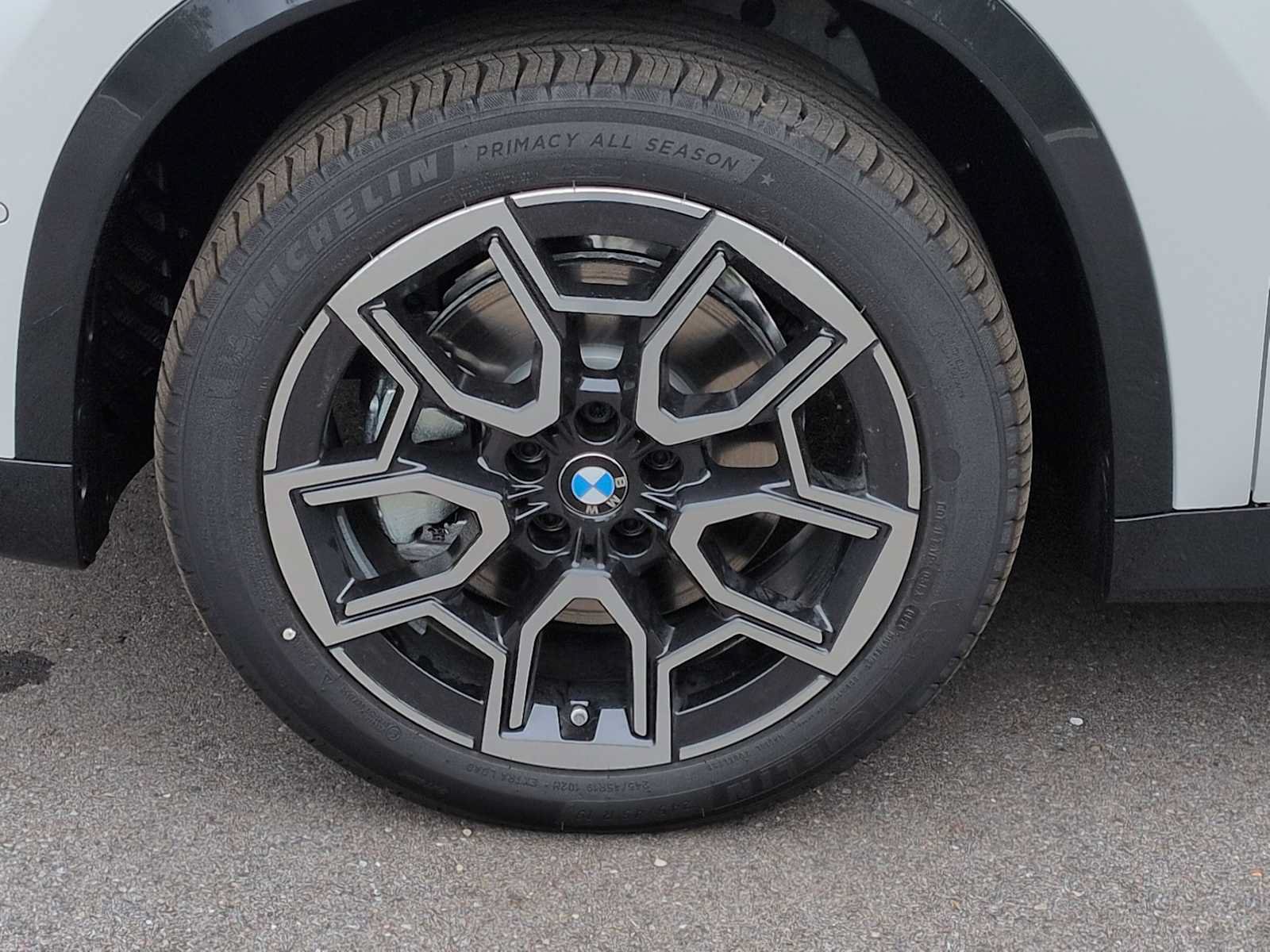 New 2026 BMW X1 xDrive28i w/ Technology Package AWD/4WD image 13
