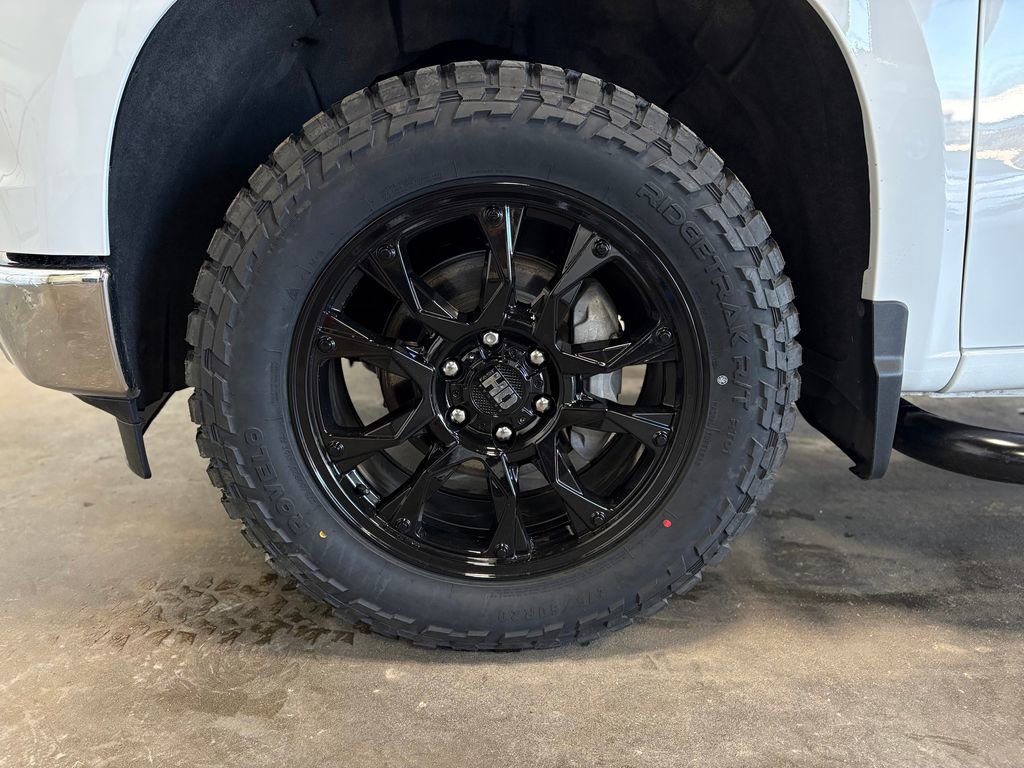 Used 2025 Chevrolet Silverado 1500 LT image 29