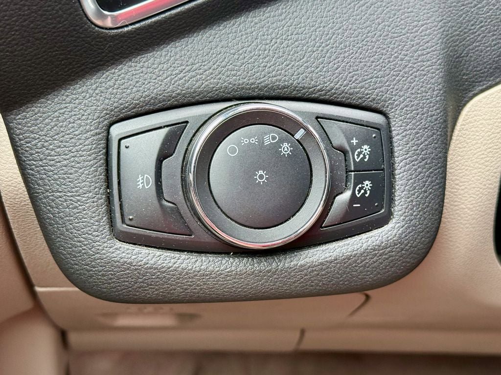 Used 2013 Ford Escape SEL AWD/4WD image 22