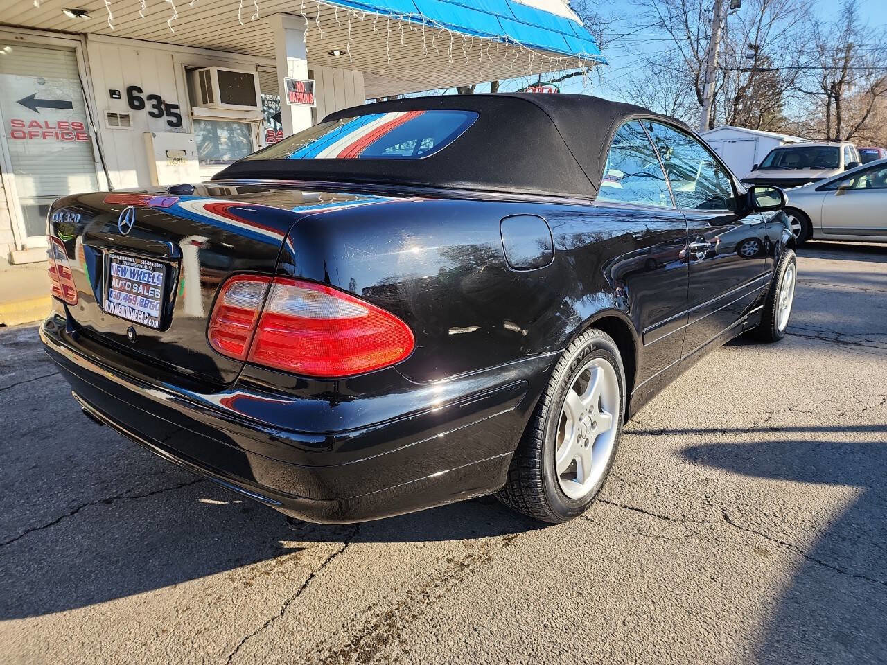 Used 2000 Mercedes-Benz CLK 320 Cabriolet image 9