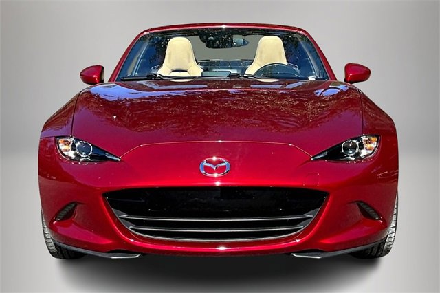 Used 2019 MAZDA MX-5 Miata RF Grand Touring image 3