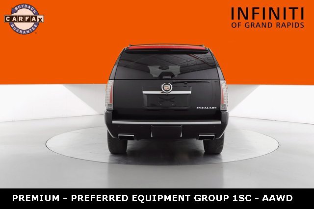 Used 2013 Cadillac Escalade Premium image 4