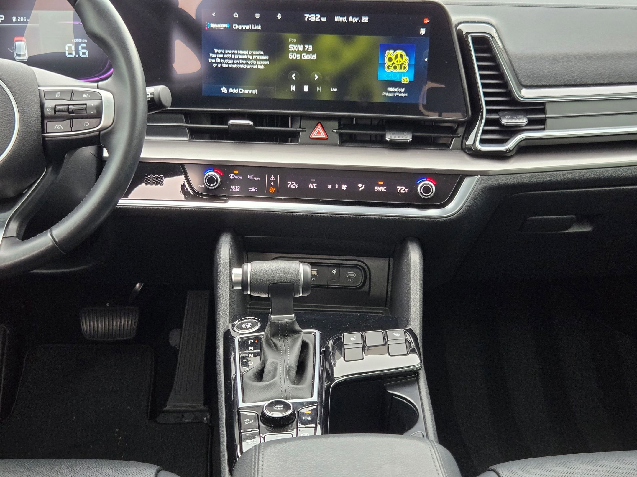 Used 2025 Kia Sportage EX w/ Premium Package FWD image 16