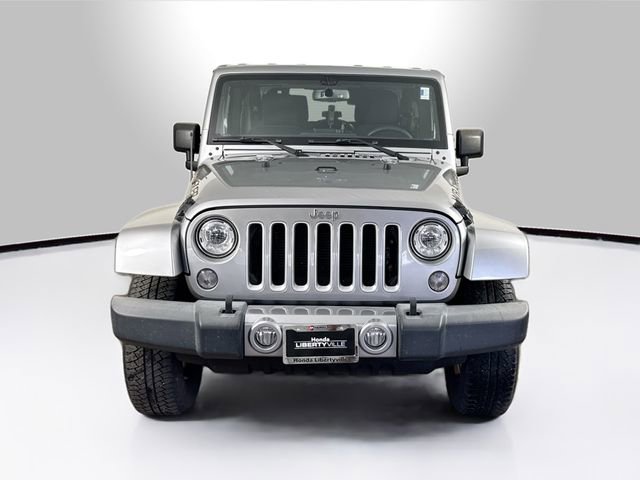 Used 2018 Jeep Wrangler Sahara w/ Connectivity Group AWD/4WD image 22