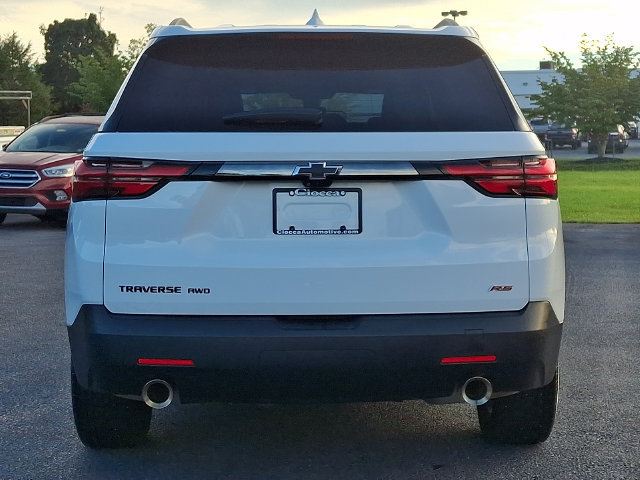 Used 2023 Chevrolet Traverse RS w/ LPO, Floor Liner Package AWD/4WD image 8