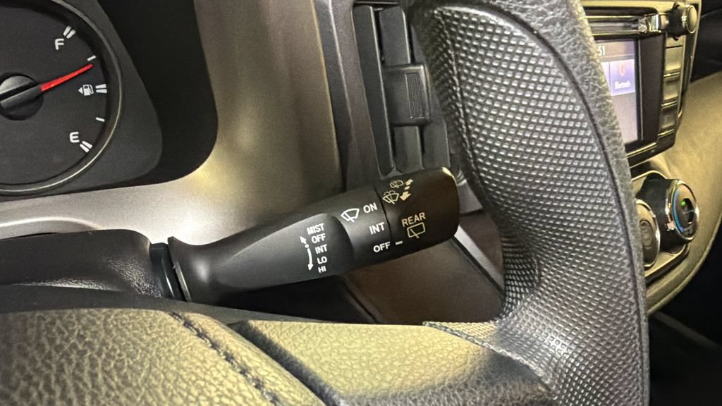 Used 2016 Toyota RAV4 LE AWD/4WD image 28