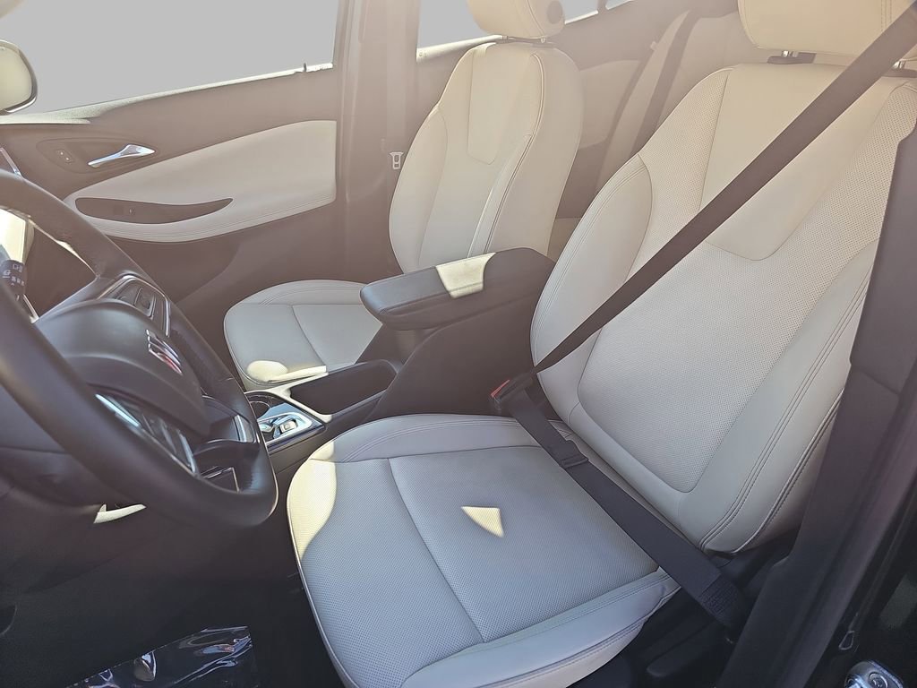 Certified 2024 Buick Encore GX Sport Touring w/ Advanced Technology Package AWD/4WD image 19