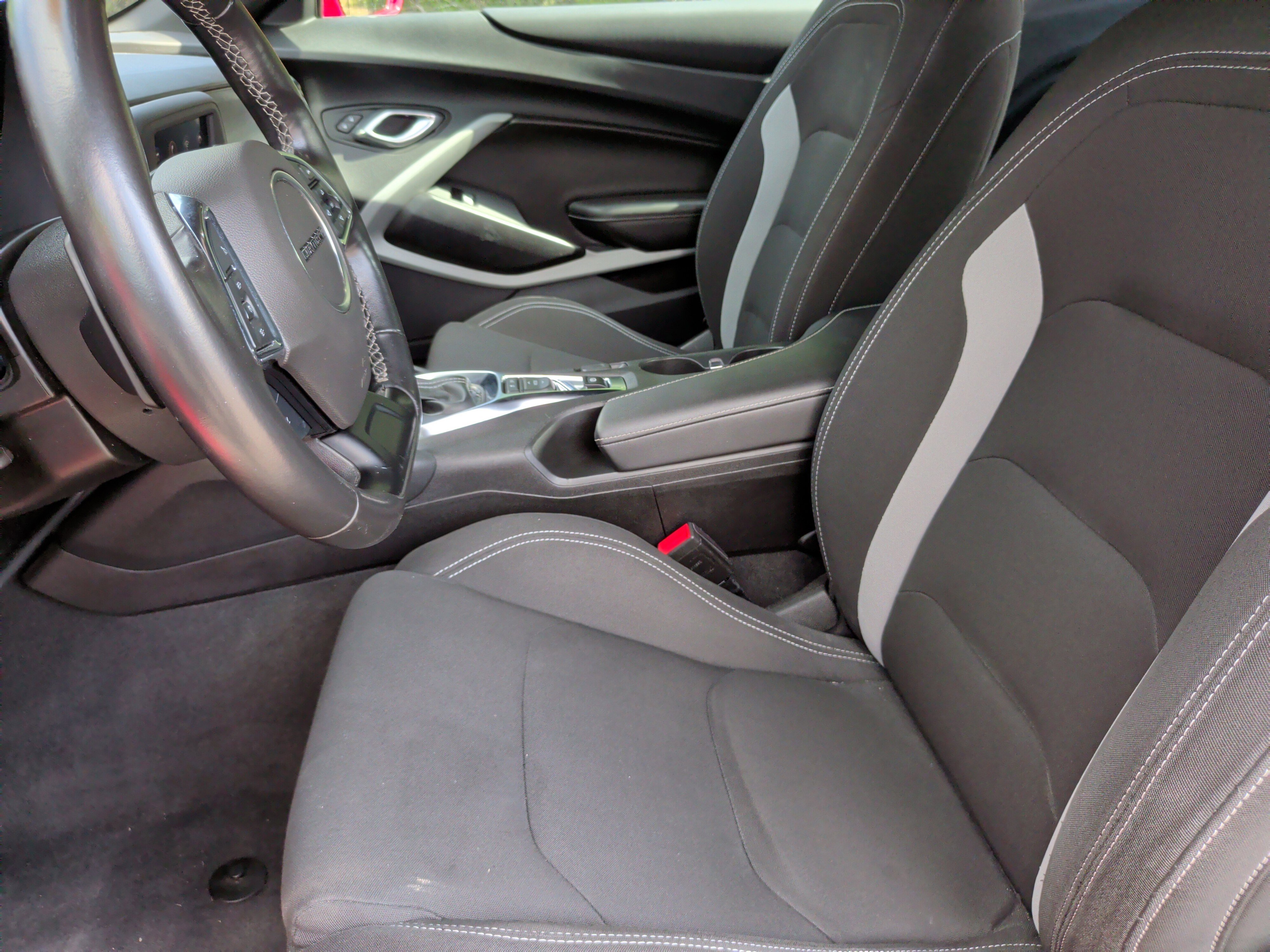 Used 2023 Chevrolet Camaro LT image 25