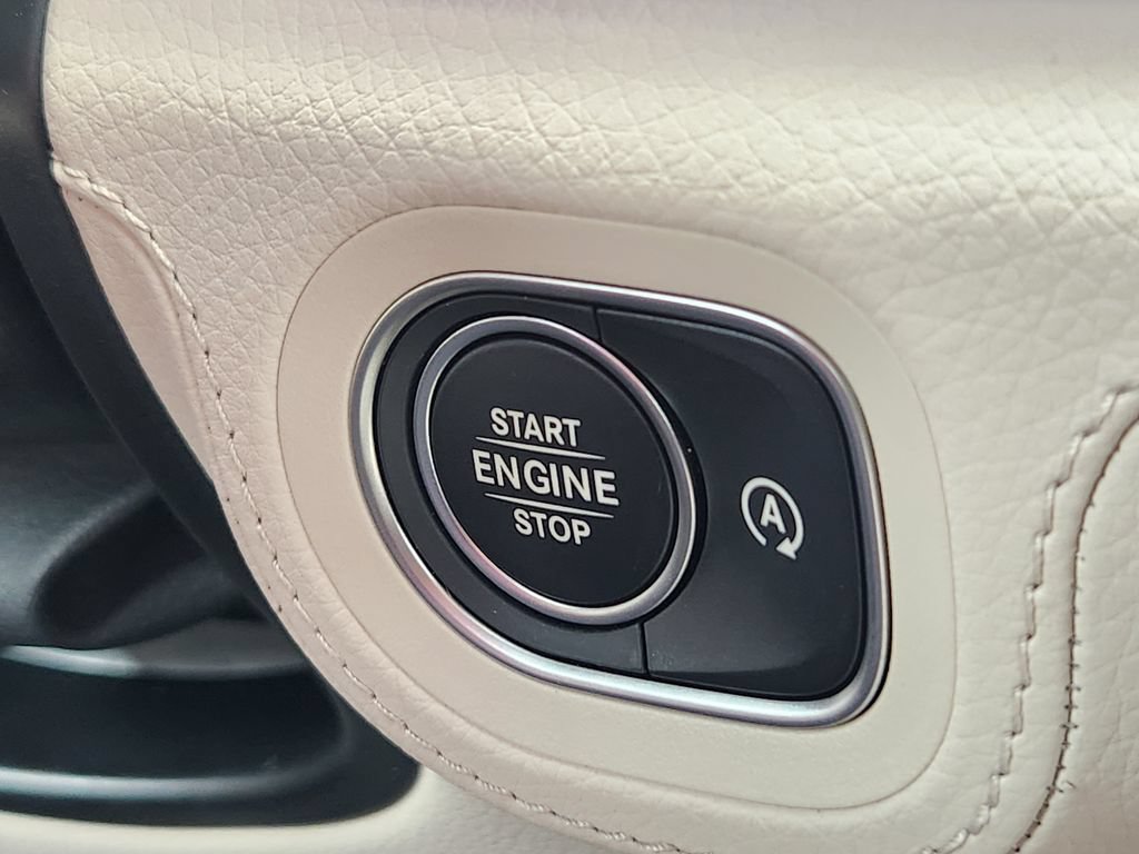 New 2026 Mercedes-Benz GLS 580 4MATIC image 21