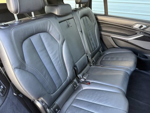 Used 2021 BMW X7 M50i w/ Executive Package AWD/4WD image 30