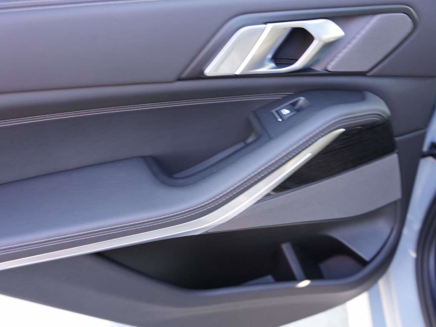 Certified 2026 BMW X5 sDrive40i w/ Executive Package image 10