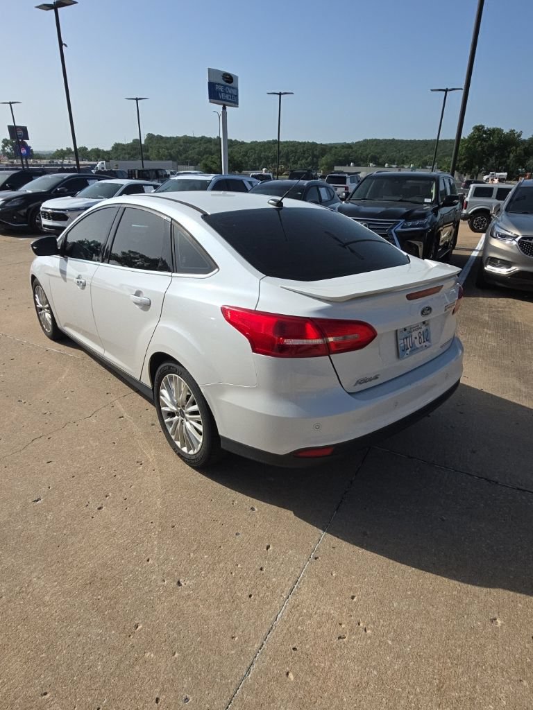 Used 2018 Ford Focus Titanium FWD image 6