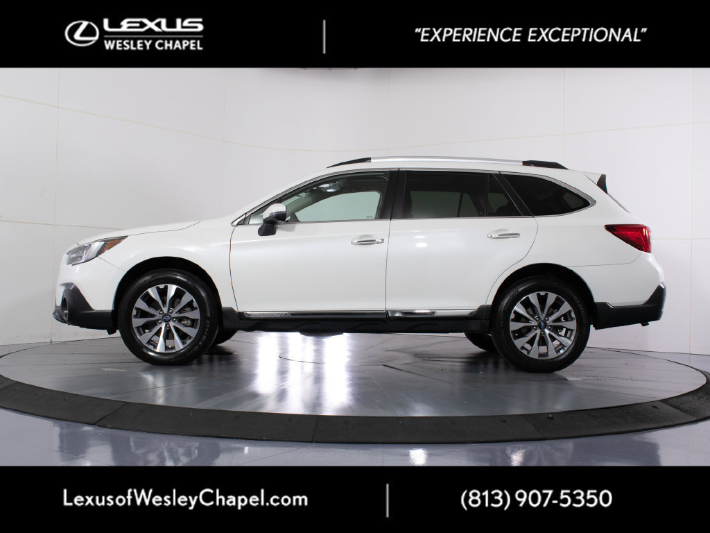 Used 2018 Subaru Outback 3.6R Touring AWD/4WD image 8
