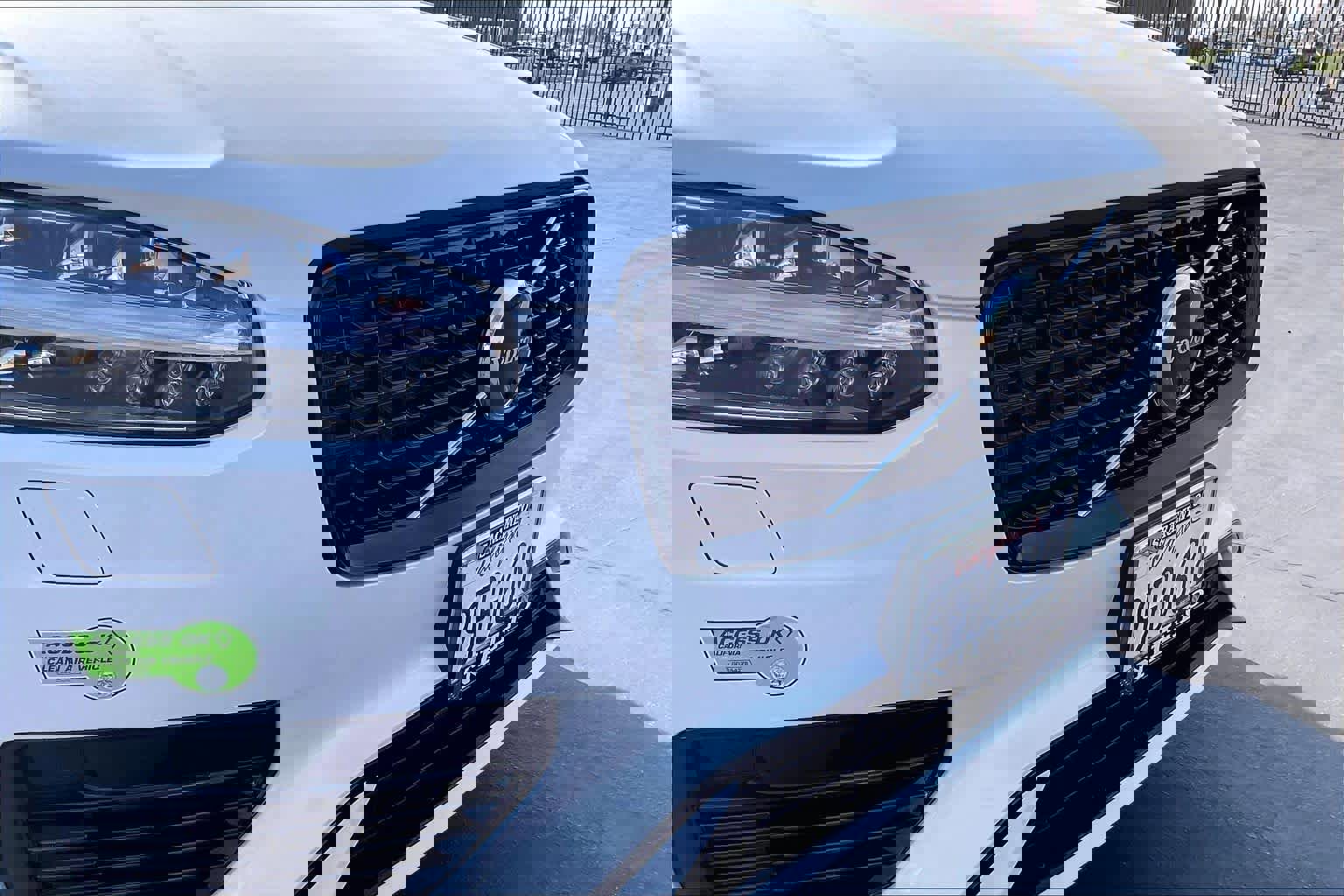 Used 2023 Volvo XC90 T8 Plus w/ Protection Package Premier image 34