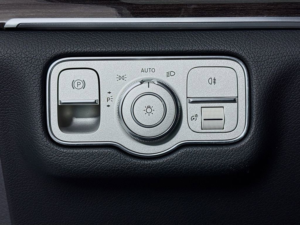 Used 2022 Mercedes-Benz GLE 450 4MATIC image 11