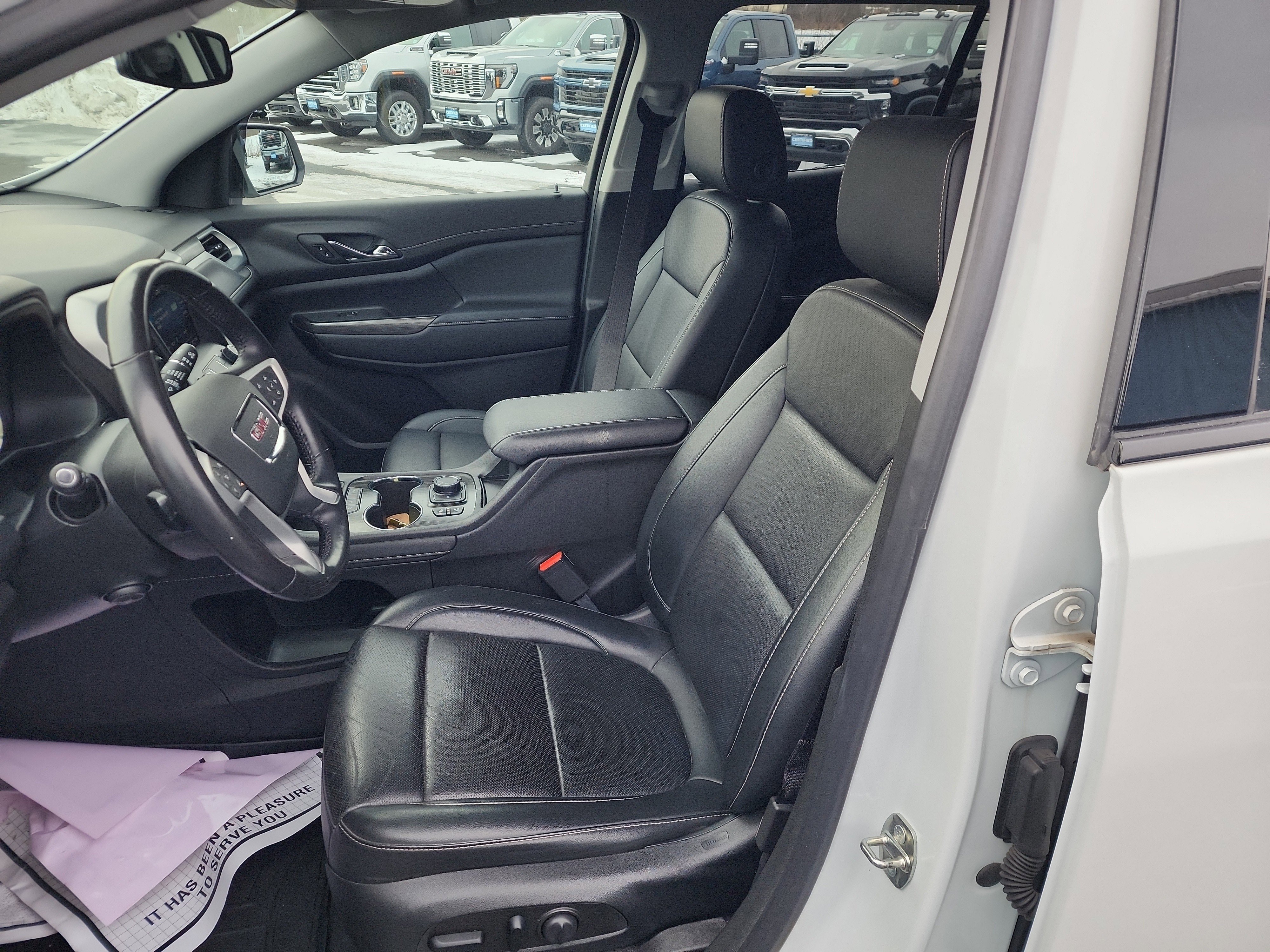 Certified 2022 GMC Acadia SLT w/ Elevation Edition image 11