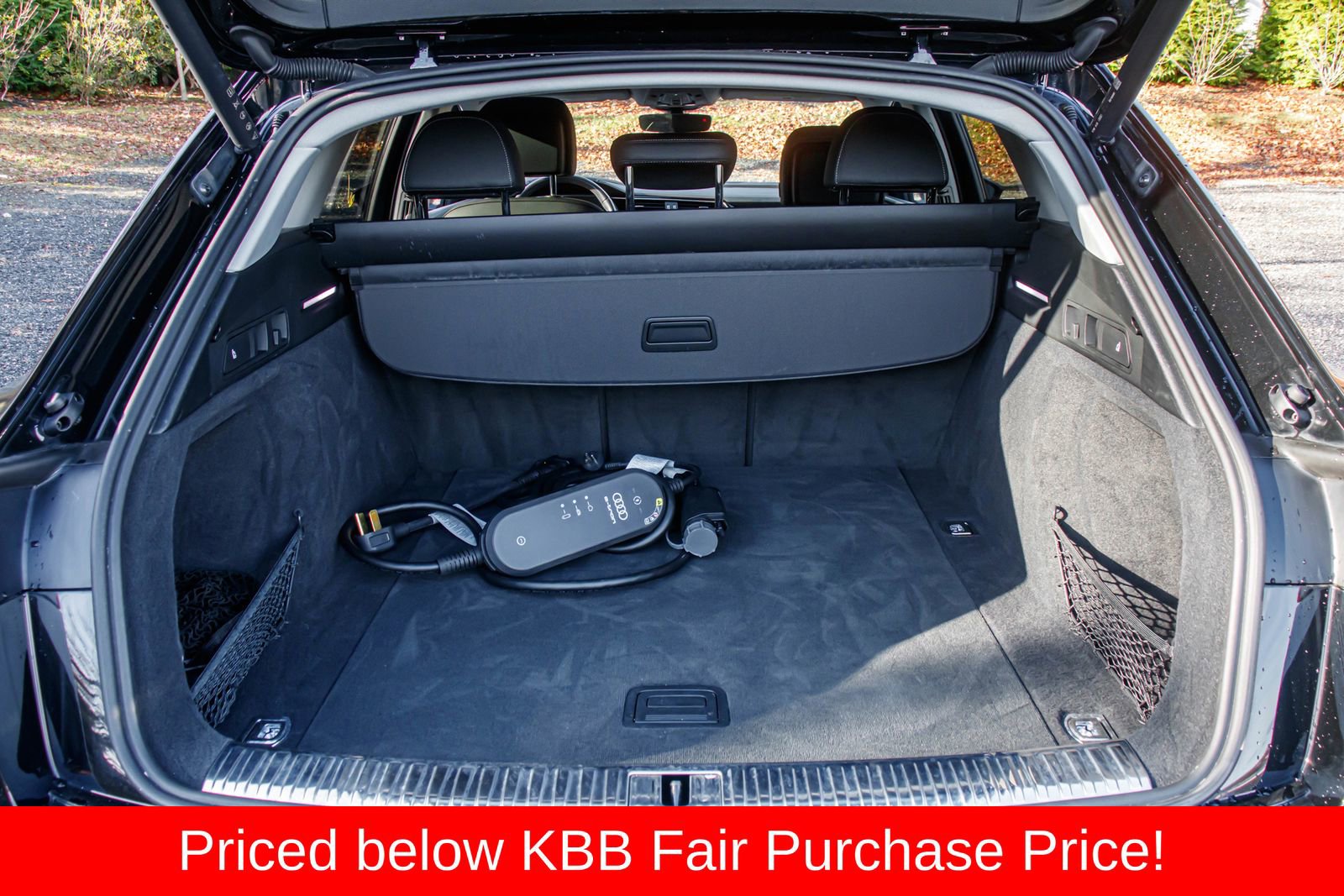 Used 2021 Audi e-tron Premium w/ Convenience Plus Package image 19