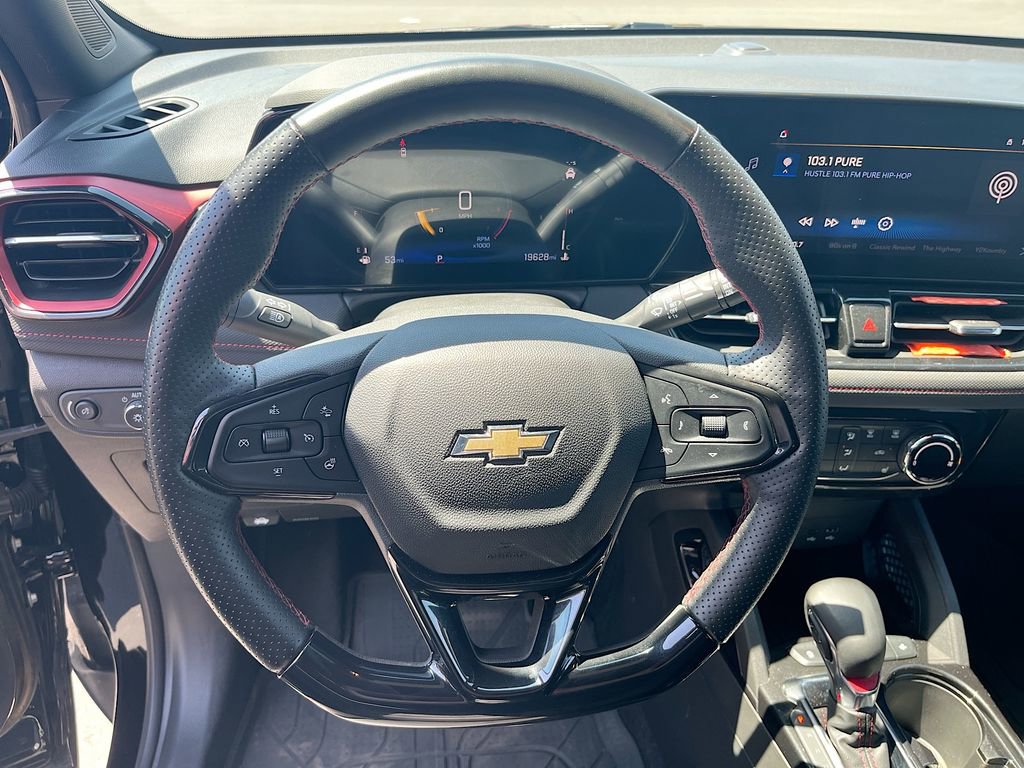 Used 2024 Chevrolet TrailBlazer RS w/ Driver Confidence Package image 11