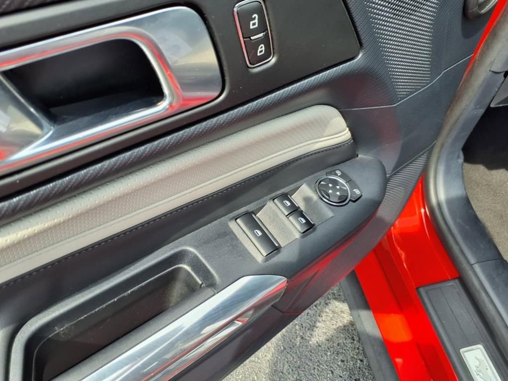 Used 2024 Ford Mustang Premium image 8