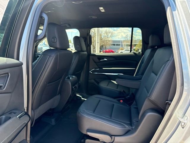 New 2026 Chevrolet Traverse LT w/ Driver Confidence Package AWD/4WD image 9