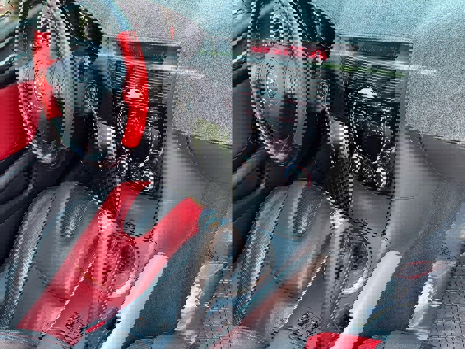 Used 2004 MAZDA RX-8 w/ MT Grand Touring Pkg image 9