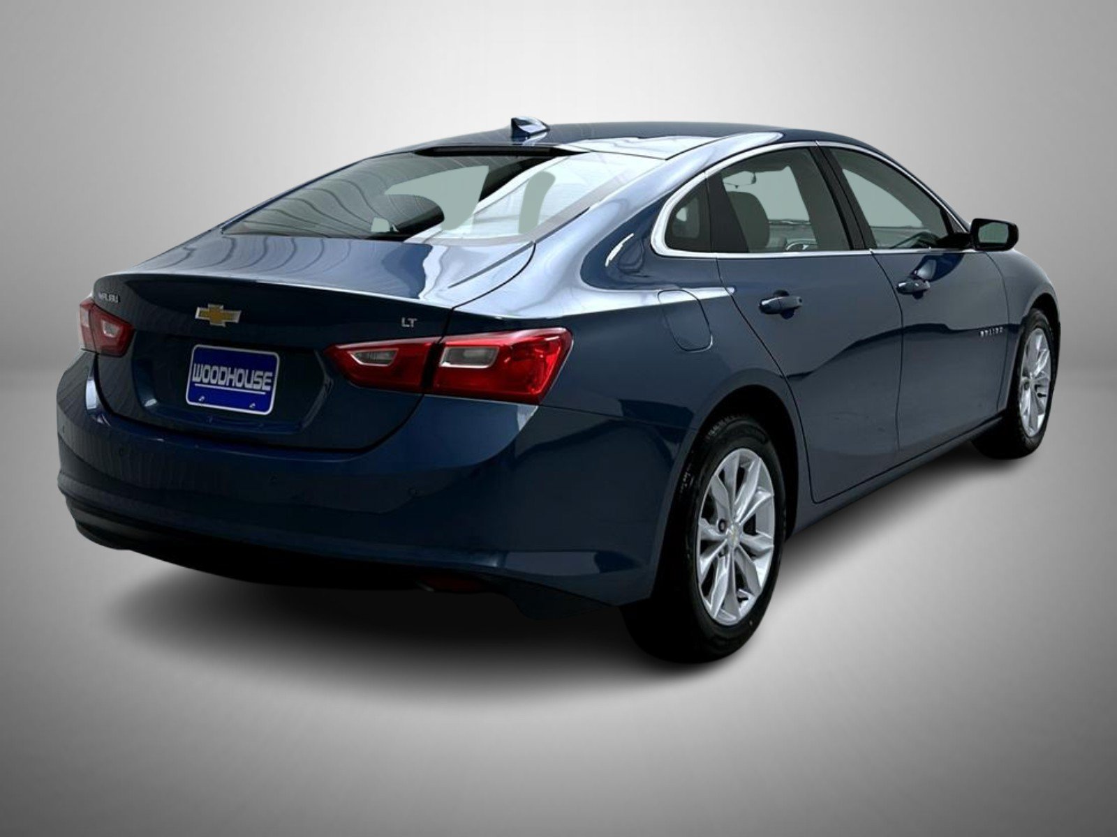 Used 2025 Chevrolet Malibu LT FWD image 5