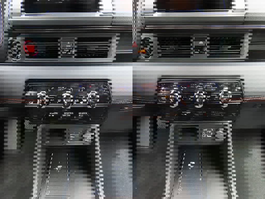 New 2025 Honda Pilot TrailSport image 21