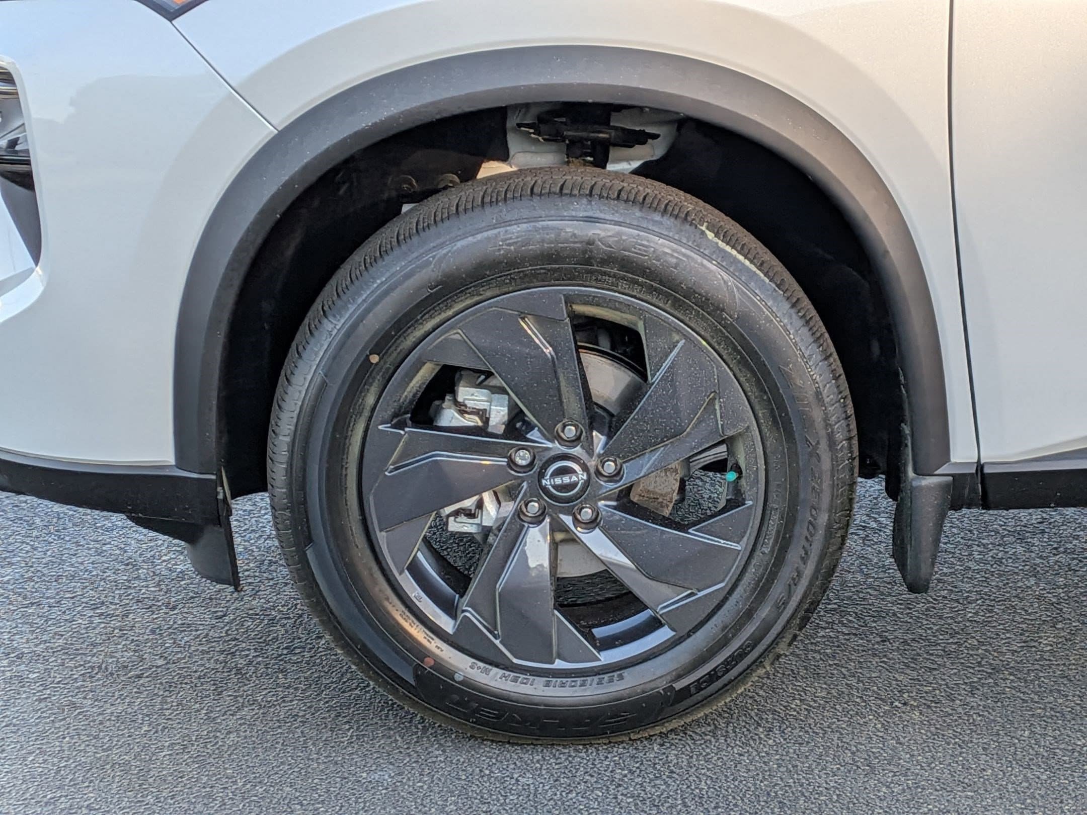 New 2026 Nissan Rogue SV FWD image 10