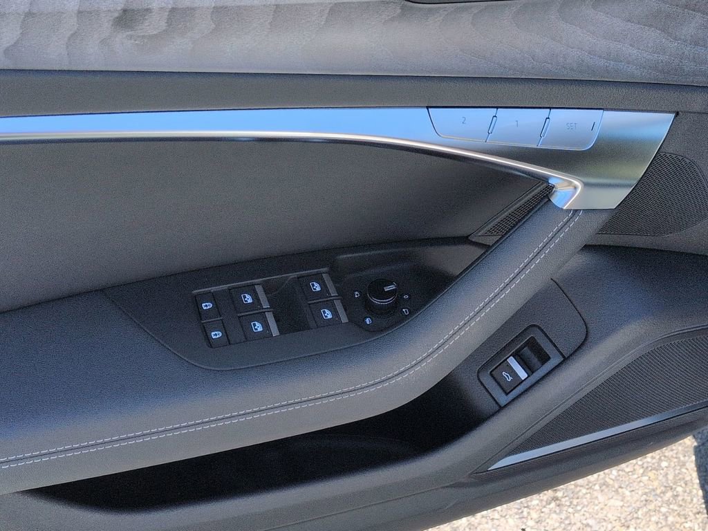 Used 2025 Audi A6 Premium Plus w/ Premium Plus Package image 14