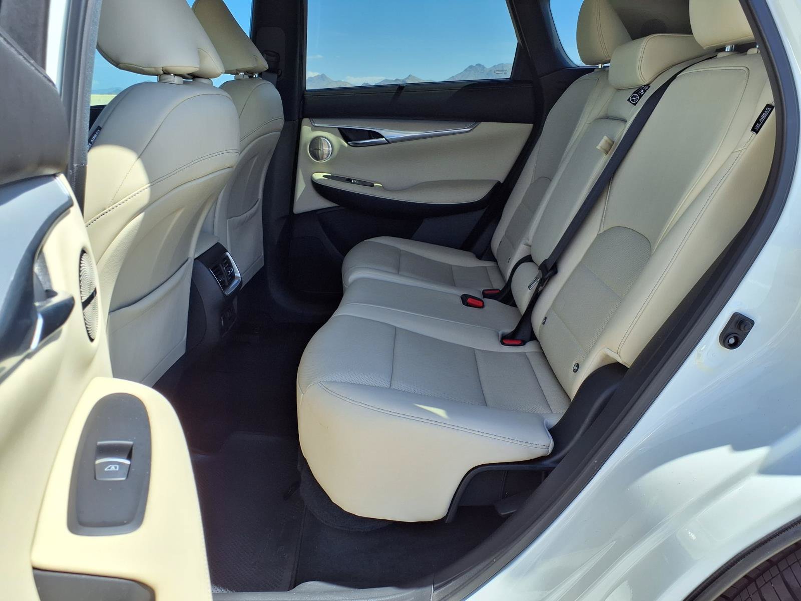 Used 2021 INFINITI QX50 Sensory FWD image 18