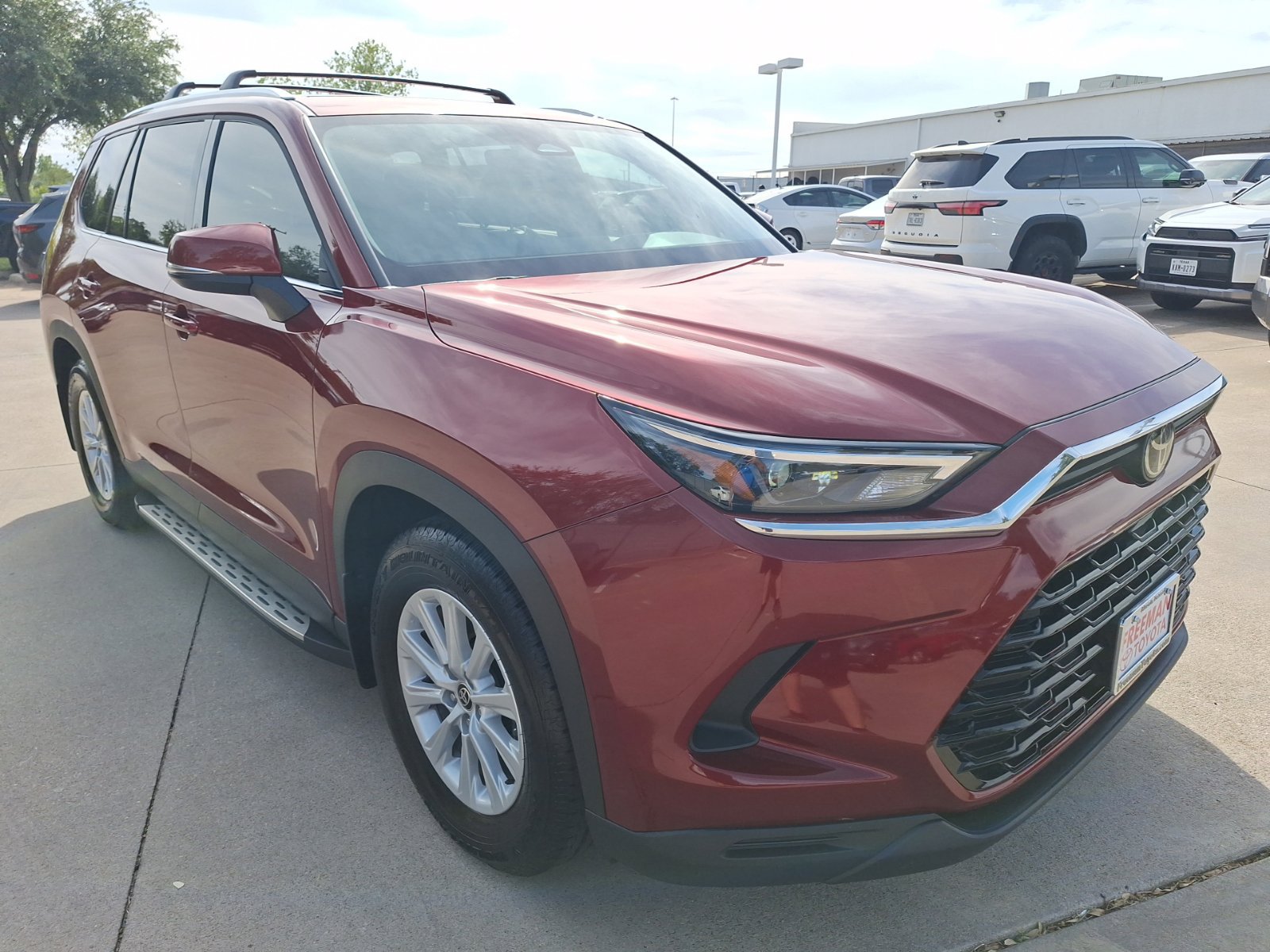Used 2026 Toyota Grand Highlander FWD image 8