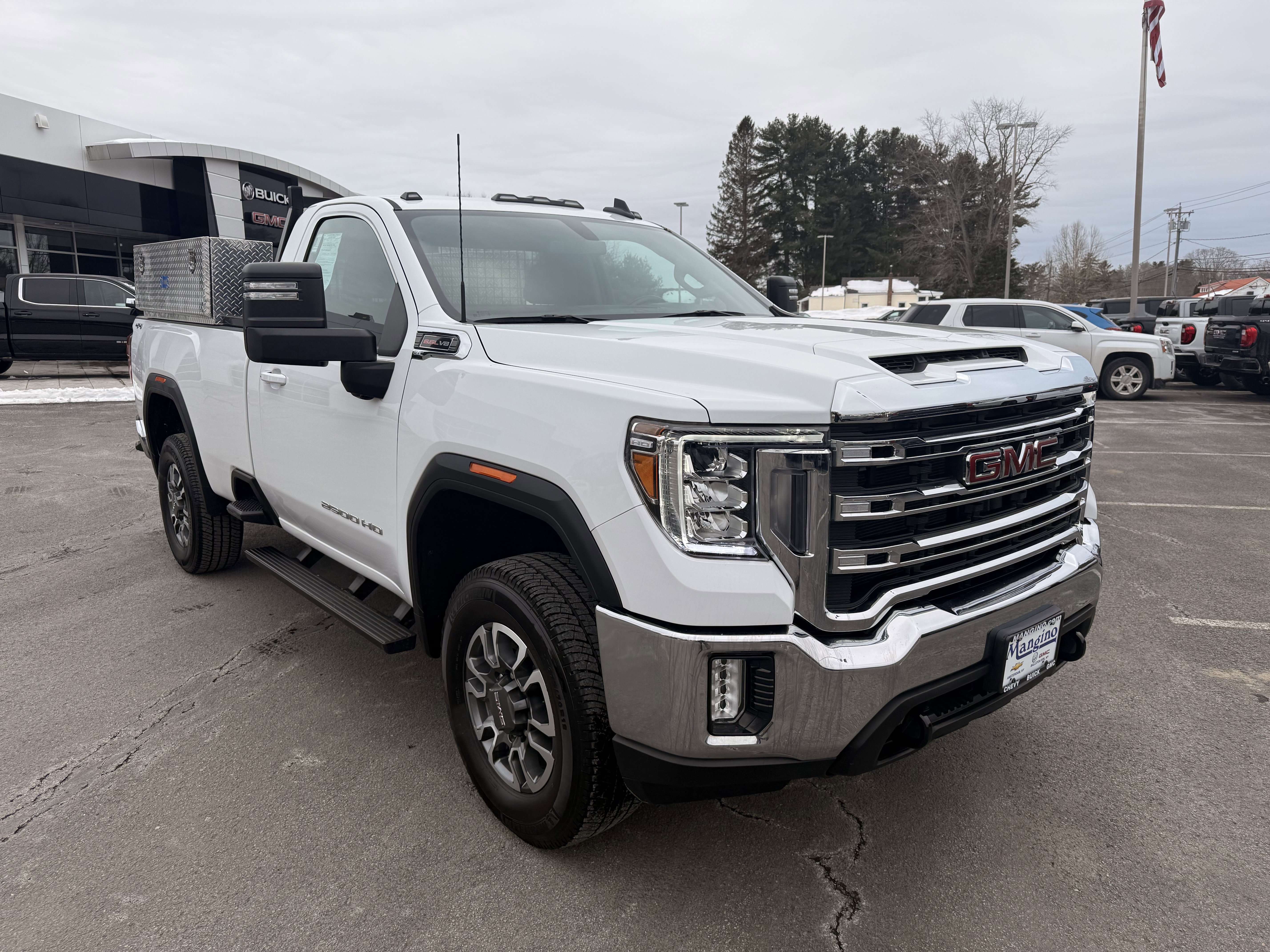 Used 2022 GMC Sierra 2500 SLE w/ SLE Convenience Package image 7