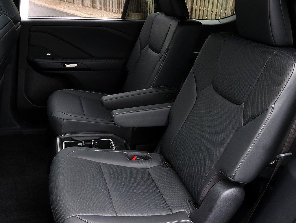 New 2026 Lexus TX 500h AWD w/ Technology Package image 15