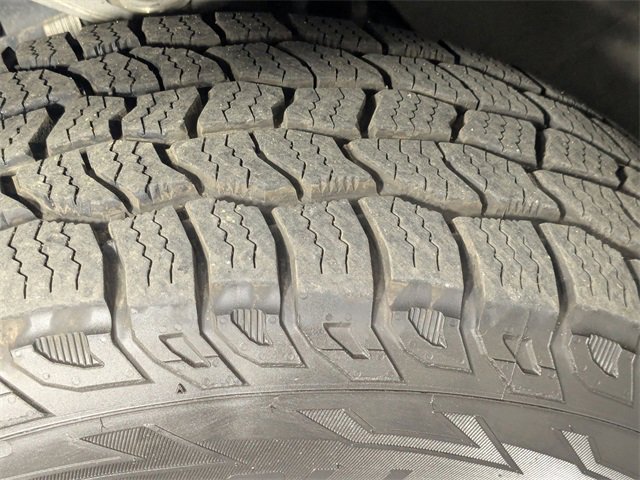 Used 2022 Chevrolet Tahoe LT w/ Luxury Package image 9