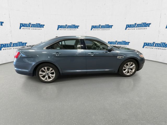 Used 2010 Ford Taurus SEL FWD image 12