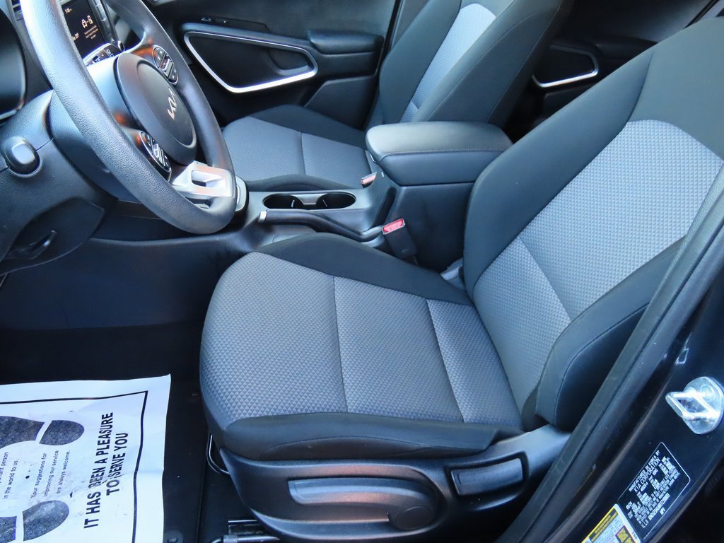 Used 2024 Kia Soul LX w/ Option Group 015 image 36