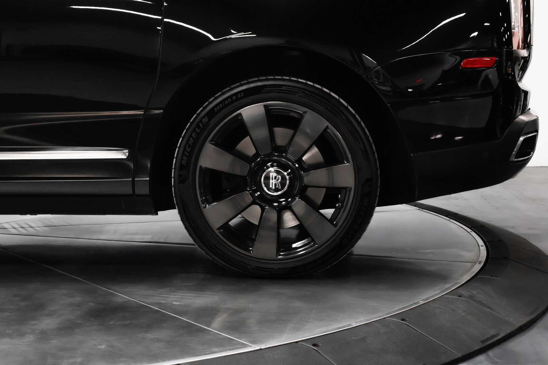 Used 2019 Rolls-Royce Cullinan image 67