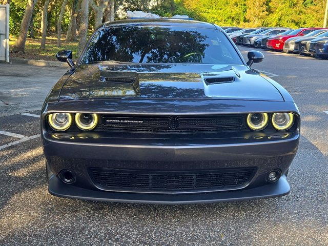 Used 2015 Dodge Challenger R/T Scat Pack w/ Scat Pack Appearance Package RWD image 2