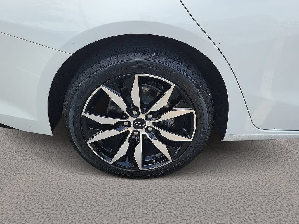 Used 2021 Chevrolet Malibu RS FWD image 6