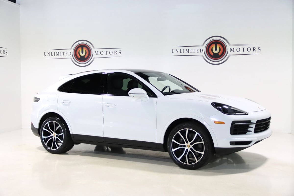 Used 2023 Porsche Cayenne Coupe w/ Towing Package w/o Tow Ball AWD/4WD image 6