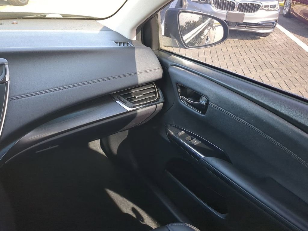 Used 2018 Toyota Avalon XLE w/ Protection Package image 18