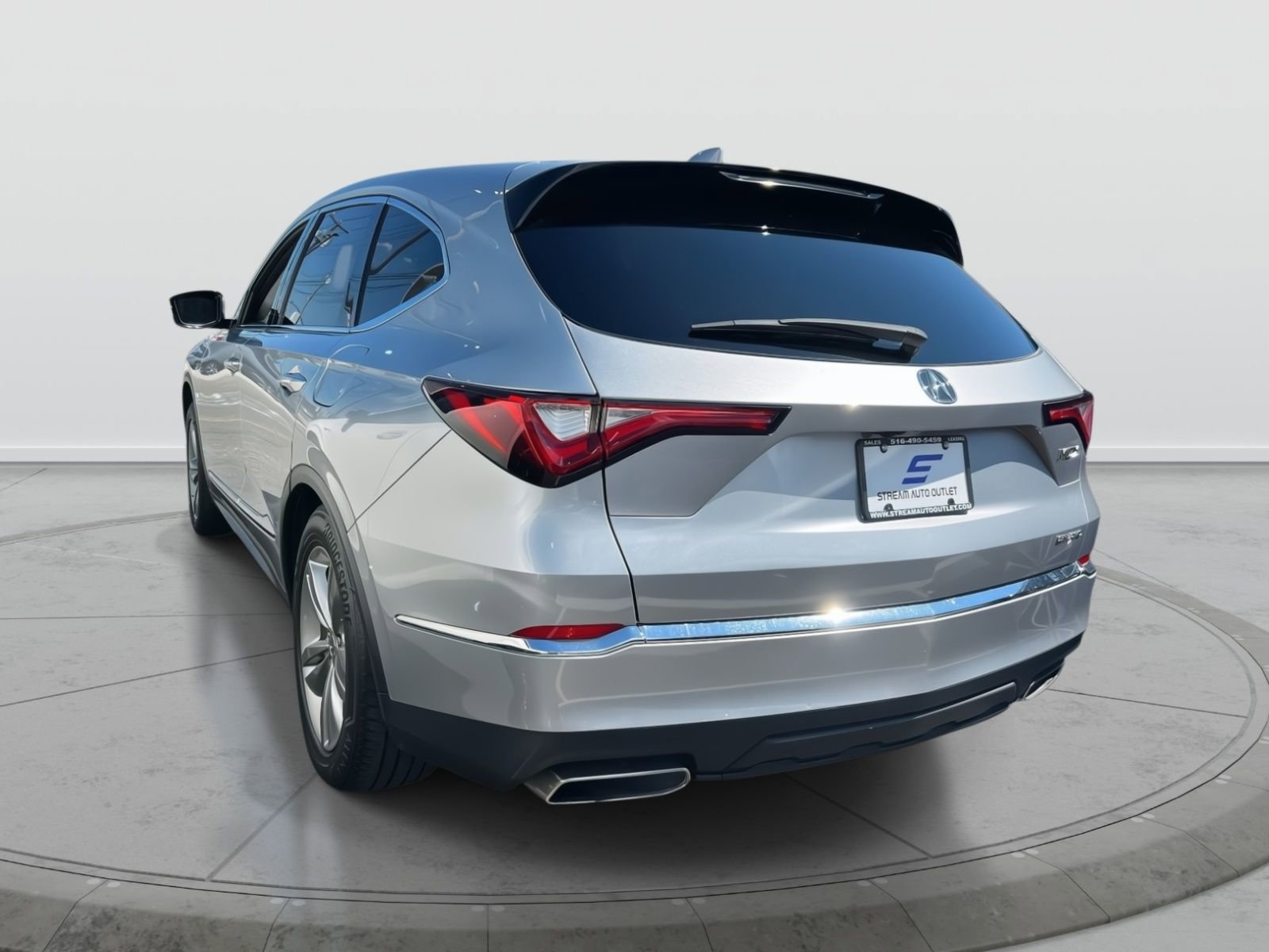 Used 2023 Acura MDX SH-AWD image 6