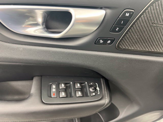 Certified 2024 Volvo XC60 B5 Plus w/ Protection Package Premier AWD/4WD image 13